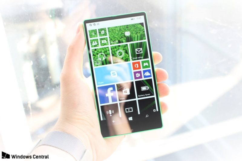 Lumia 435 sin marcos prototipo