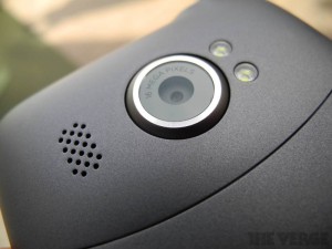 HTC Titan II se muestra en CES 2012