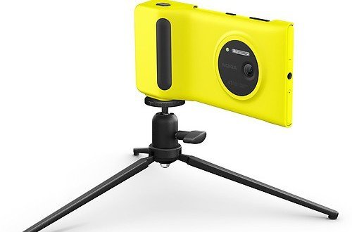 Así es Nokia Camera Grip el accesorio que convierte el Lumia 1020 en una cámara compacta