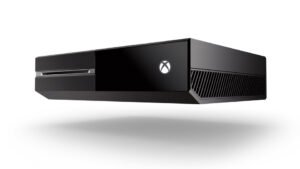 Xbox One negra vista desde la derecha