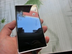 Se filtran imágenes de un prototipo del sucesor del Nokia Lumia 1020 (RM-1052) [Rumor]