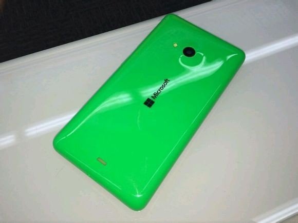 Lumia 535 trasera