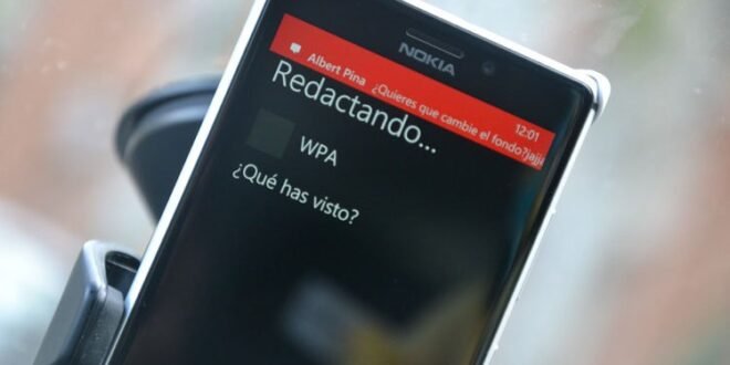 Como chatear con el manos libres y tu Windows Phone