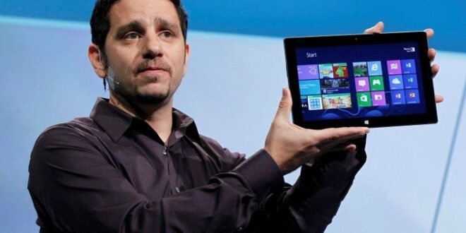 Panos Panay afirma que el Surface Phone no está en la hoja de ruta de Microsoft