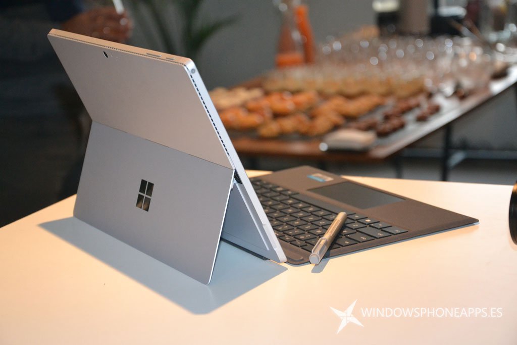 Microsoft inicia la expansión de su Programa Surface como un servicio para empresas
