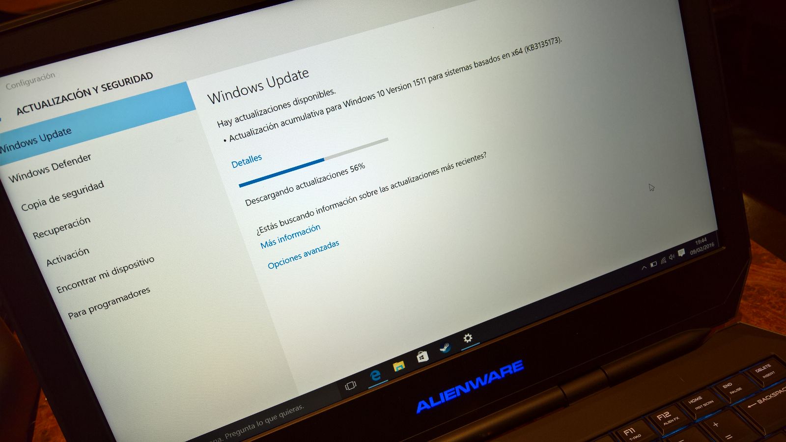 Microsoft lanza la Build 10586.104 de Windows 10 como actualización acumulativa