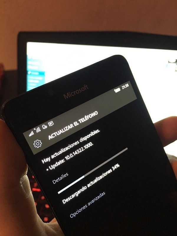 Build 14332 "Redstone" de Windows 10 Mobile disponible para los Lumia Icon