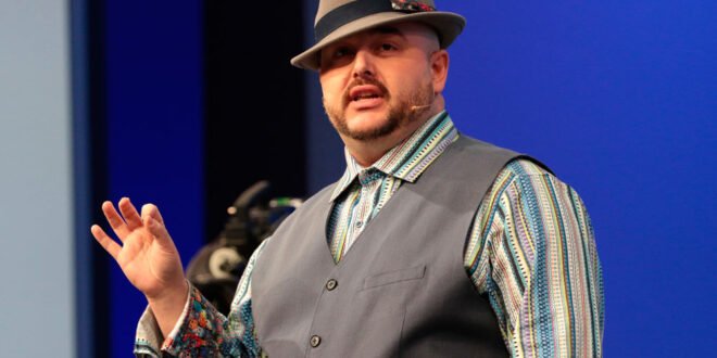 Bryan Roper, entre los 700 empleados despedidos de Microsoft