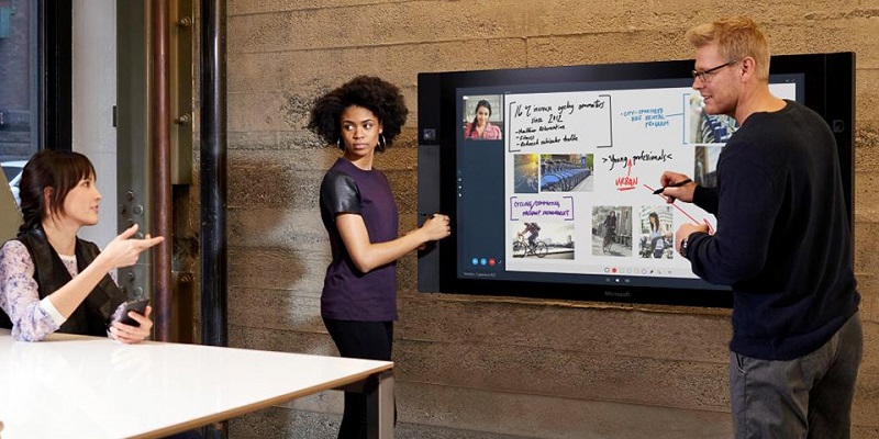 Una nueva versión del Surface Hub ya está en camino
