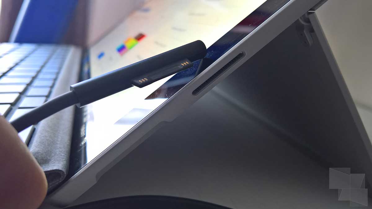 La App Surface se actualiza con medición de batería para sus accesorios