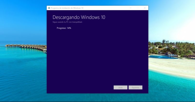 Te enseñamos cómo crear o descargar las imágenes ISO de la RTM de la April Update de Windows 10 [Actualizado]
