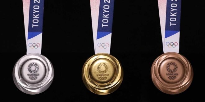 Así son las medallas hechas con móviles de las Olimpiadas de Tokio 2020