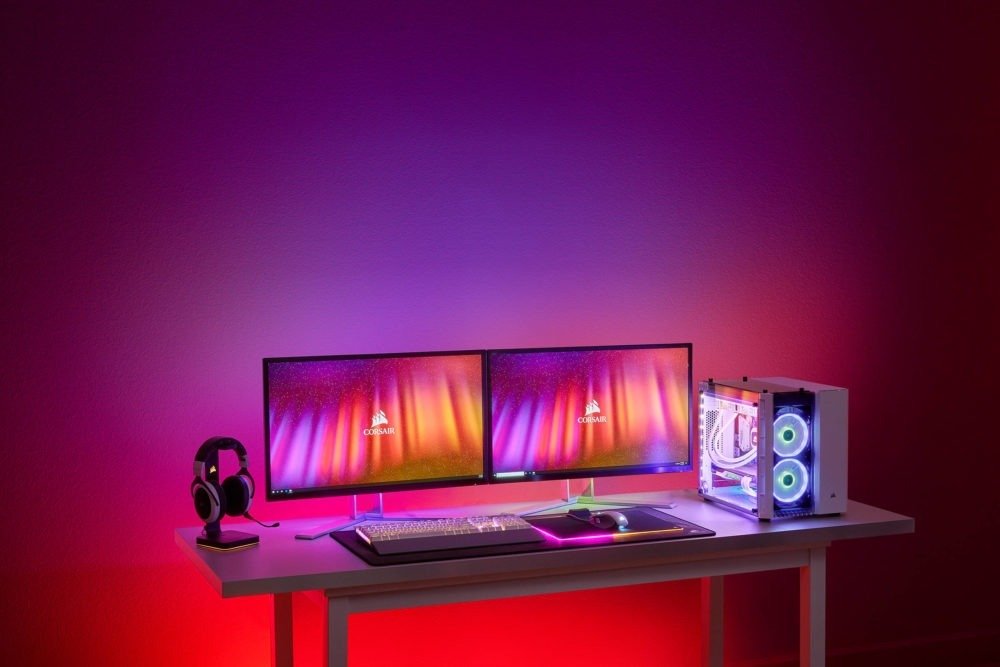 Corsair ilumina tu escritorio con sus tiras LED inteligentes iCUE LS100