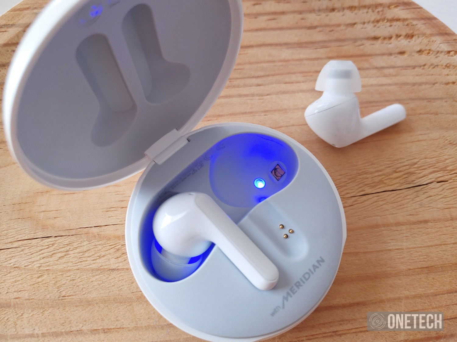 LG Tone Free, los auriculares que se desinfectan solos – Análisis